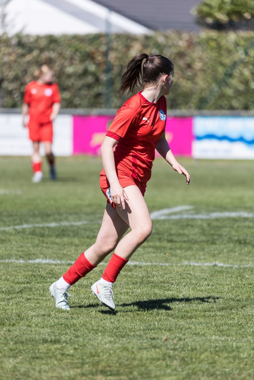 Bild 325 - F TSV Zarpen - Holstein Kiel II : Ergebnis: 2:6